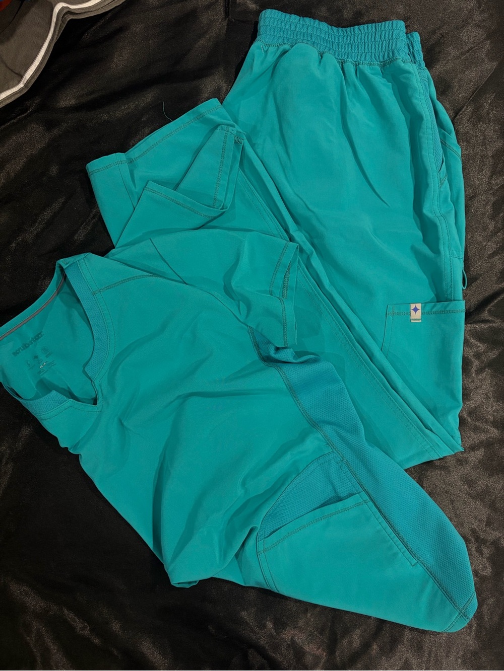 Women’s Teal Scrub Joggers – Comfortable Everyday Fit